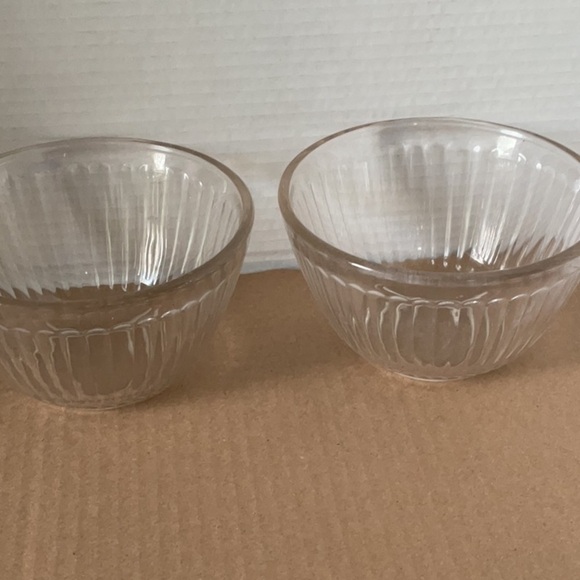 Pyrex Clear Glass Food Storage Bowl pair - Picture 5 of 5